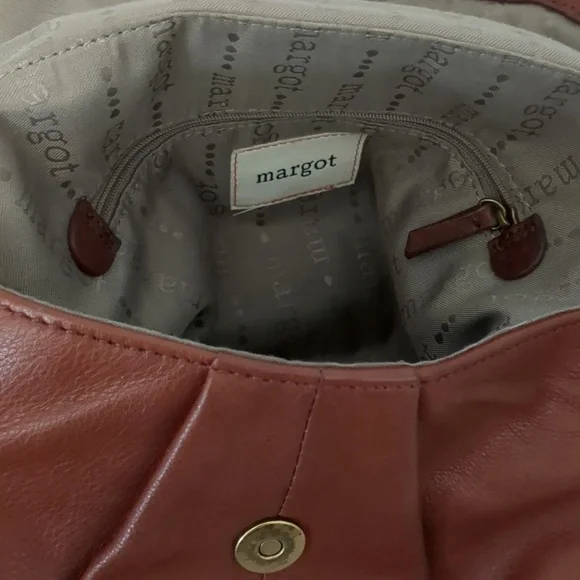 Margot Rust Leather Crossbody Bag - Picture 4 of 6